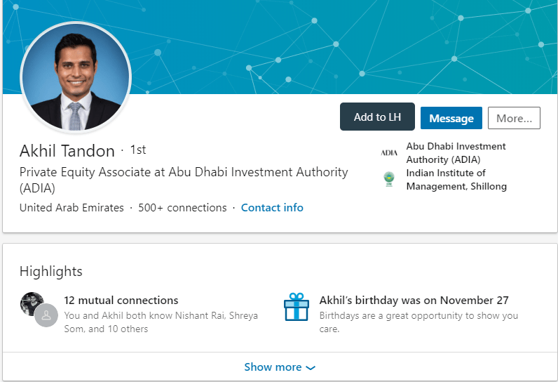 professional-picture-taken-on-linkedin