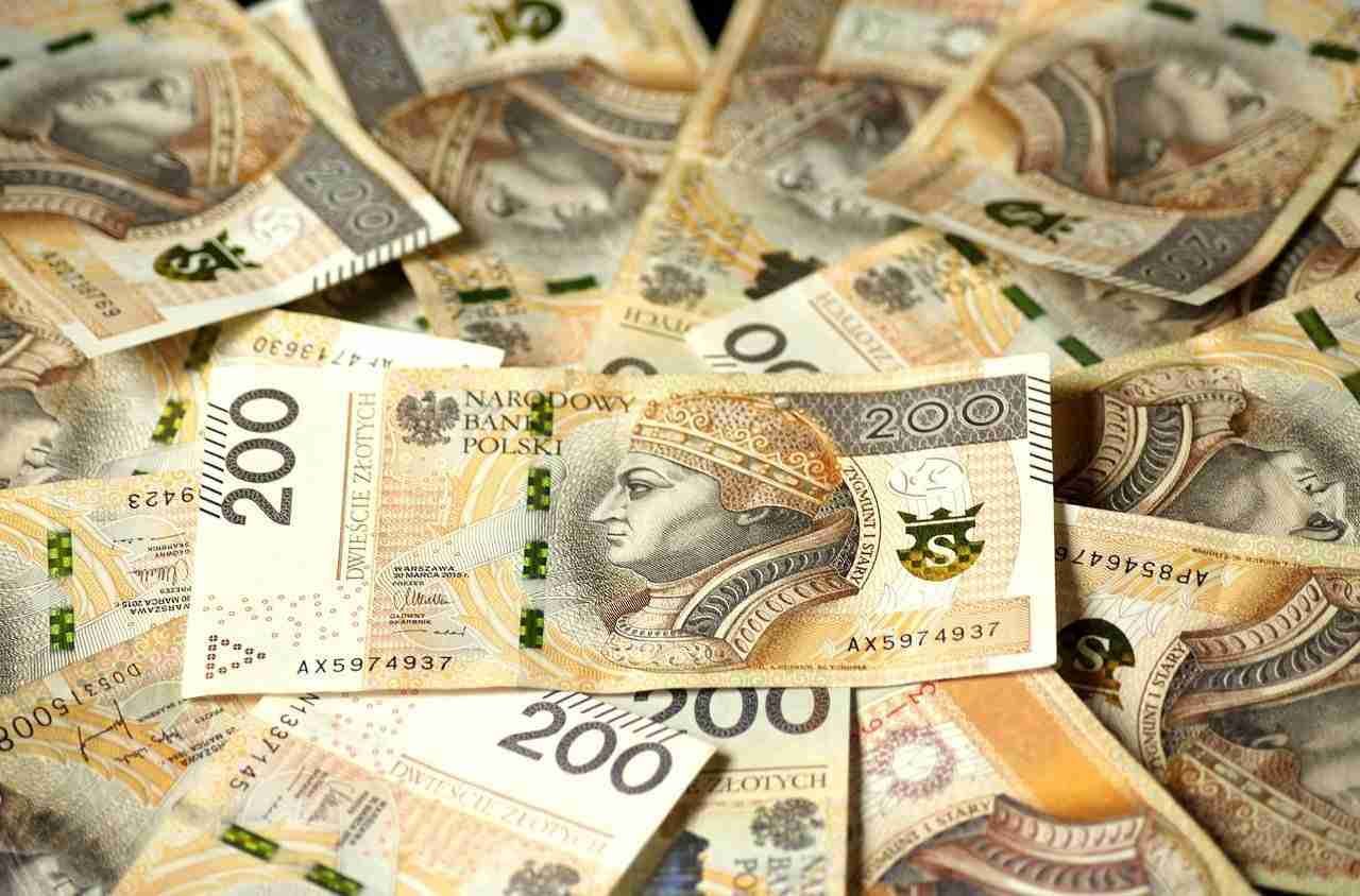 ways-to-make-money-on-whatsapp