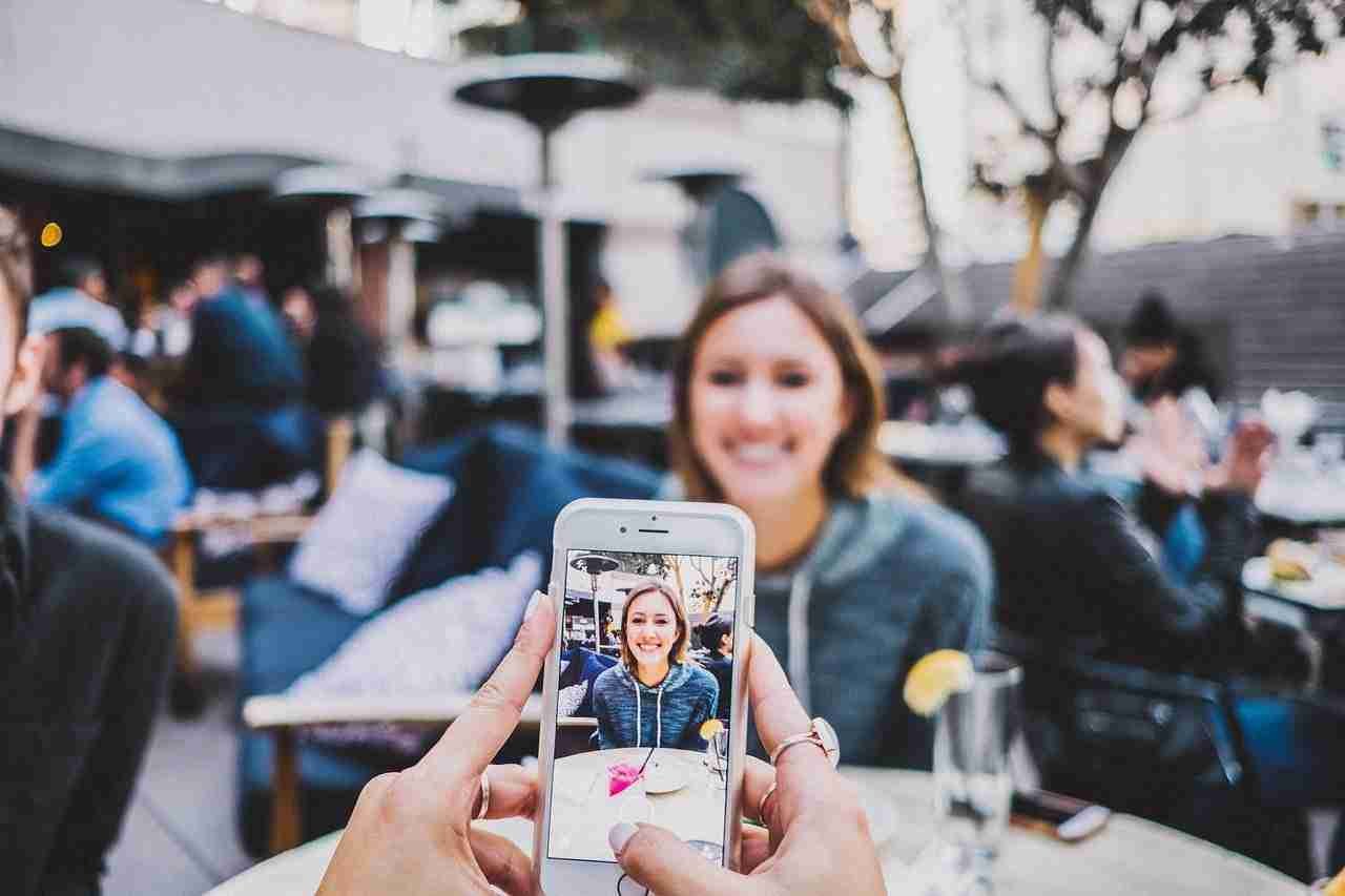 whatsapp-notify-users