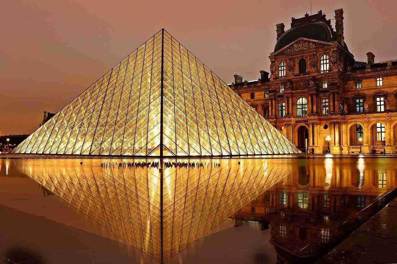 architecture-whatsapp-group